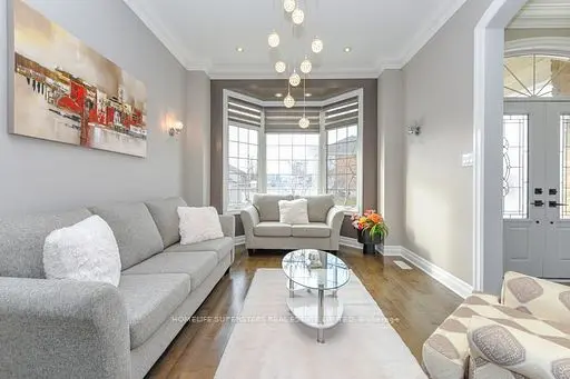 Brampton, ON L6P 3A5,8 Bainsville CIR