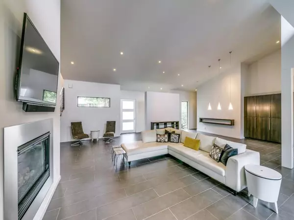 Dallas, TX 75208,919 Knott Place