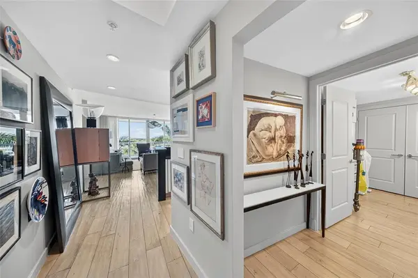 Pompano Beach, FL 33062,1 N Ocean Blvd #709