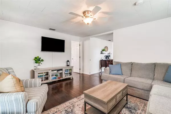 Josephine, TX 75173,113 Caddo Street