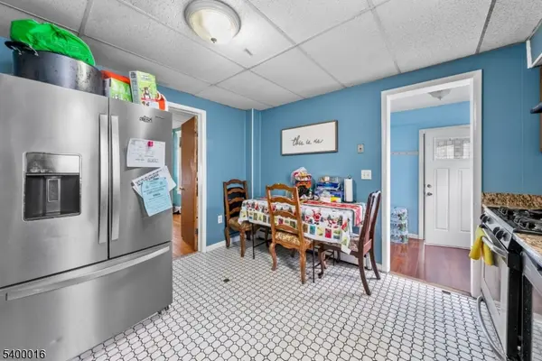 Morristown Town, NJ 07960,11 Hazel St