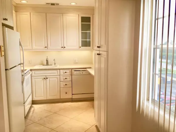 Boca Raton, FL 33434,336 Brighton H #336