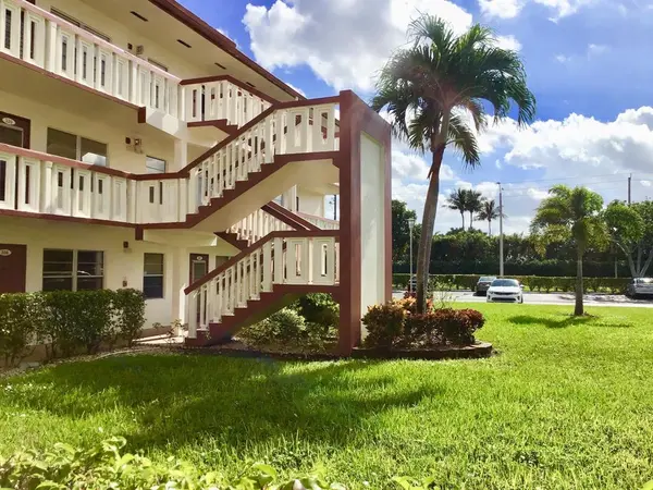 Boca Raton, FL 33434,308 Brighton H #308
