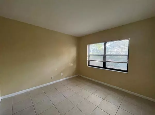 Coral Springs, FL 33065,11630 NW 26th Court #11630