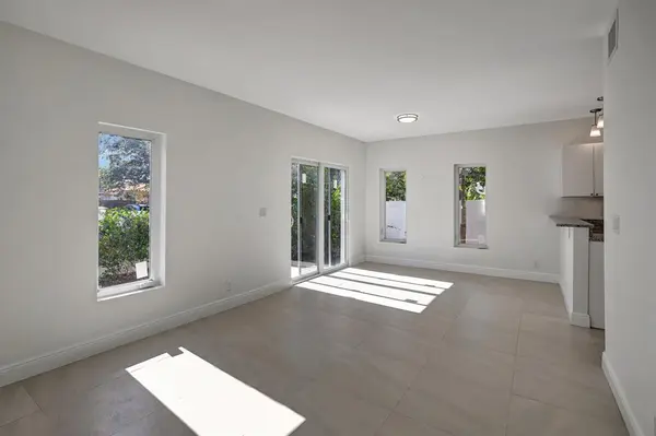 Hollywood, FL 33020,1106 S 20th Ave