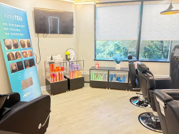 Toronto W10, ON M9W 6L9,75 International BLVD