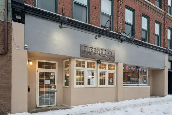 287-289 George ST N, Peterborough, ON K9J 3H3