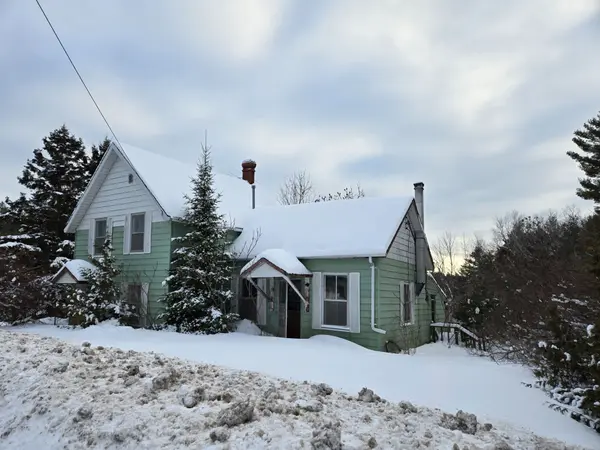 Addington Highlands, ON K0H 1Z0,10118 Highway 41 HWY