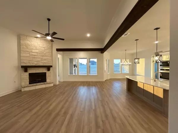 Van Alstyne, TX 75495,810 Valley Ridge Road