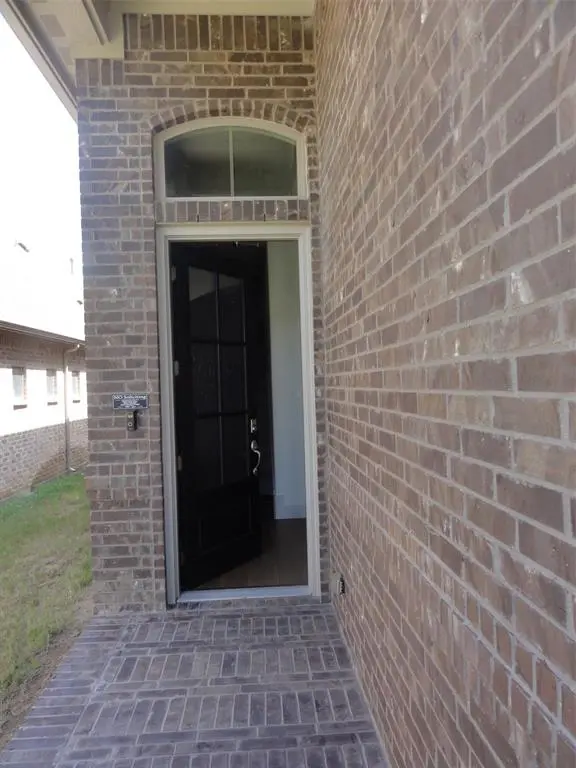 Fort Worth, TX 76118,2633 Calloway Creek Drive