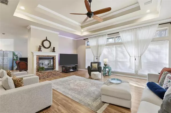 Crowley, TX 76036,812 Lake View Court E