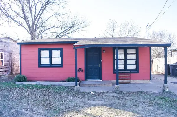 905 Bee Street, Brady, TX 76825