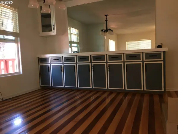 Springfield, OR 97477,501 S 5TH ST