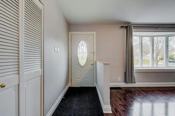 Toronto E05, ON M1S 1J6,11 Bellefontaine ST #Main