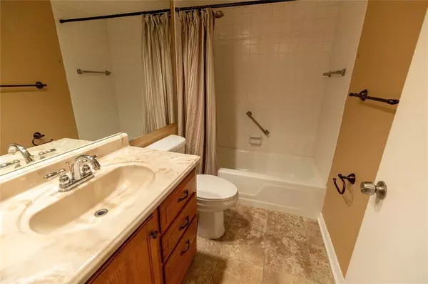 Coconut Creek, FL 33066,1202 Bahama Bnd #I2