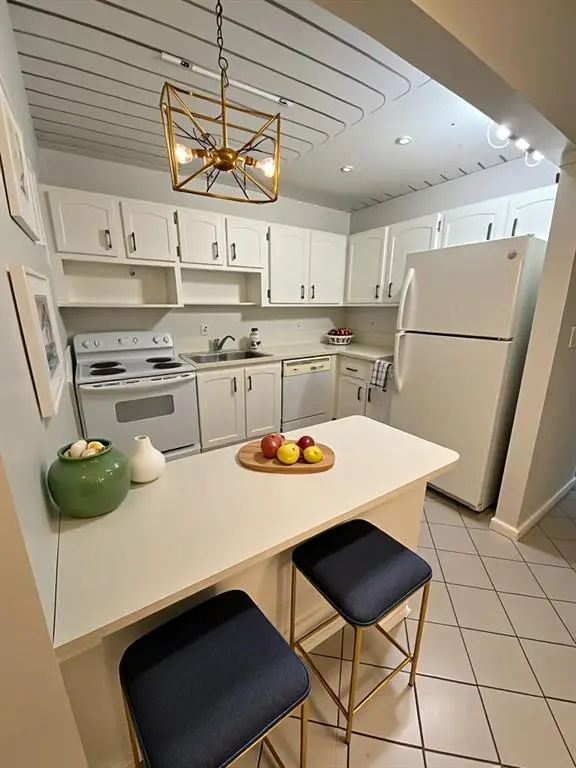 Plantation, FL 33313,1681 NW 70th Ave #304