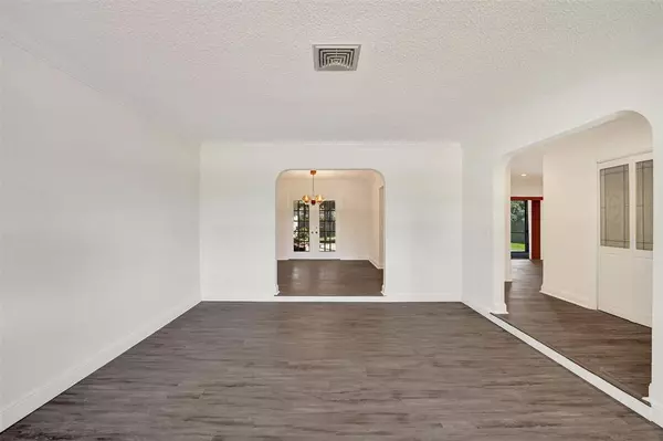 Davie, FL 33314,4756 SW 72nd Ave