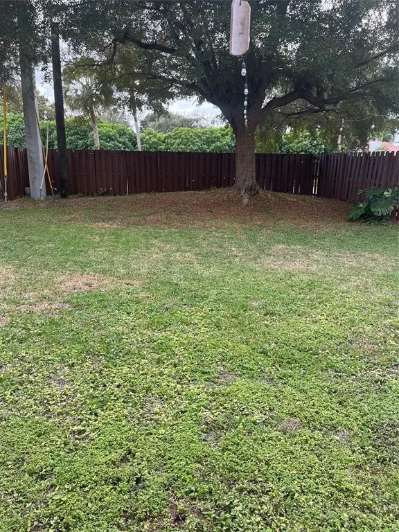 Sunrise, FL 33326,581 Lakeside Cir