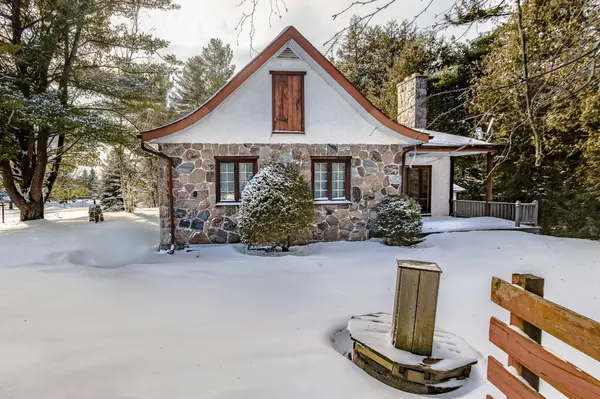 236 Concession 12 RD W, Tiny, ON L0L 2J0