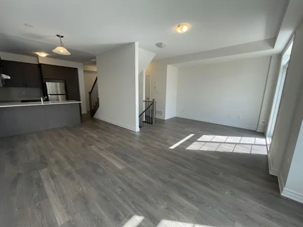 Milton, ON L9E 1K1,1170 Lloyd Landing DR E