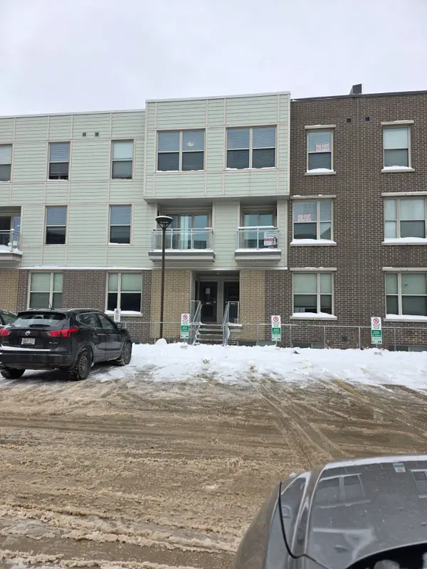 Waterloo, ON N2L 3H2,62 Balsam ST #T204--(ROOM C)