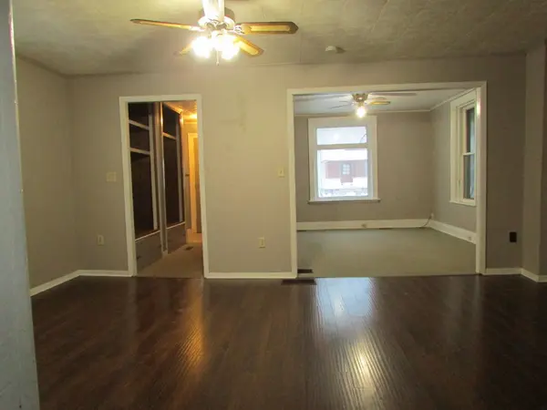 77-79 ENGLISH ST W, Strathroy-caradoc, ON N7G 1L5