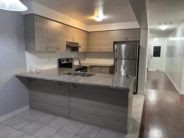 Kitchener, ON N2R 0K2,270 Grovehill CRES