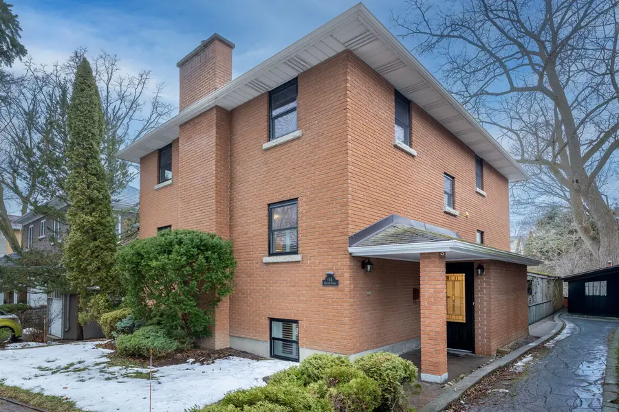 84 Beverley ST, Kingston, ON K7L 3Y6