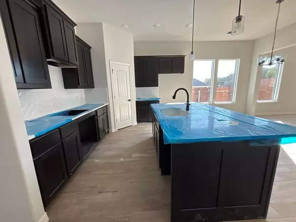 Weatherford, TX 76087,557 Waterford Park Boulevard