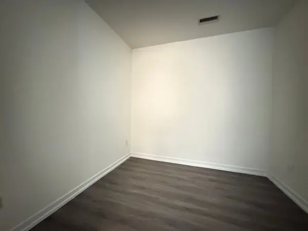 Toronto C01, ON M5V 2G9,101 Peter ST #2812