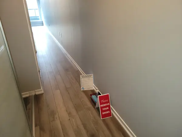 Toronto C01, ON M6J 0C7,36 Lisgar ST #218W