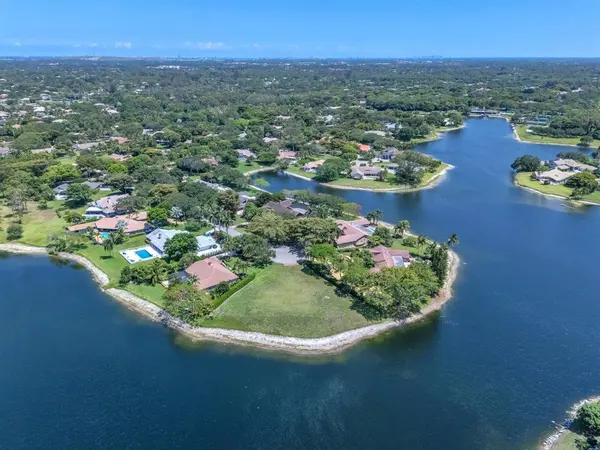 Parkland, FL 33067,7531 BRISTOL LANE