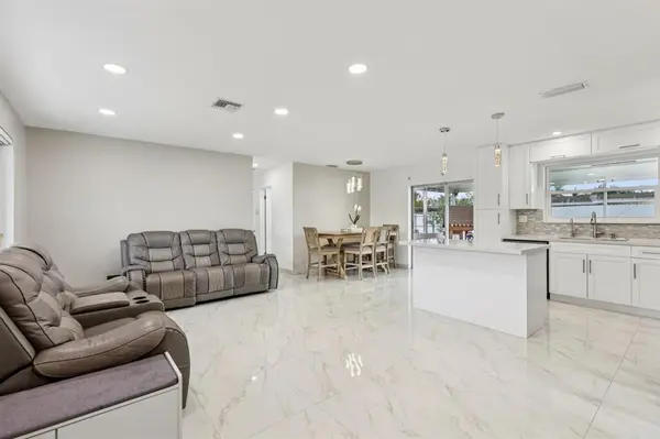 Pembroke Pines, FL 33024,8700 NW 11th St