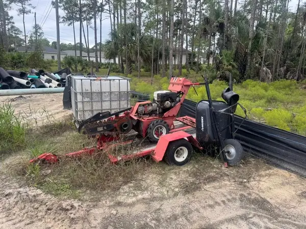 Palm Bay, FL 32909,607 SE Reading