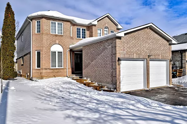 1128 Corrie ST, Innisfil, ON L9S 1W9