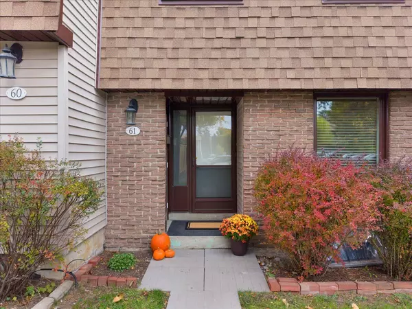 Richmond Hill, ON L4C 5C7,189 Springhead GDNS #61