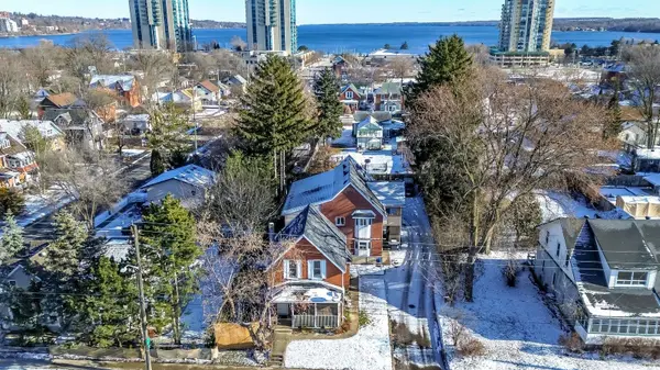 81 Innisfil ST, Barrie, ON L4N 3E3