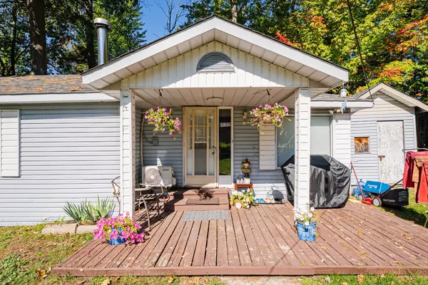 Tiny, ON L0L 1P0,2008 Tiny Beaches RD S