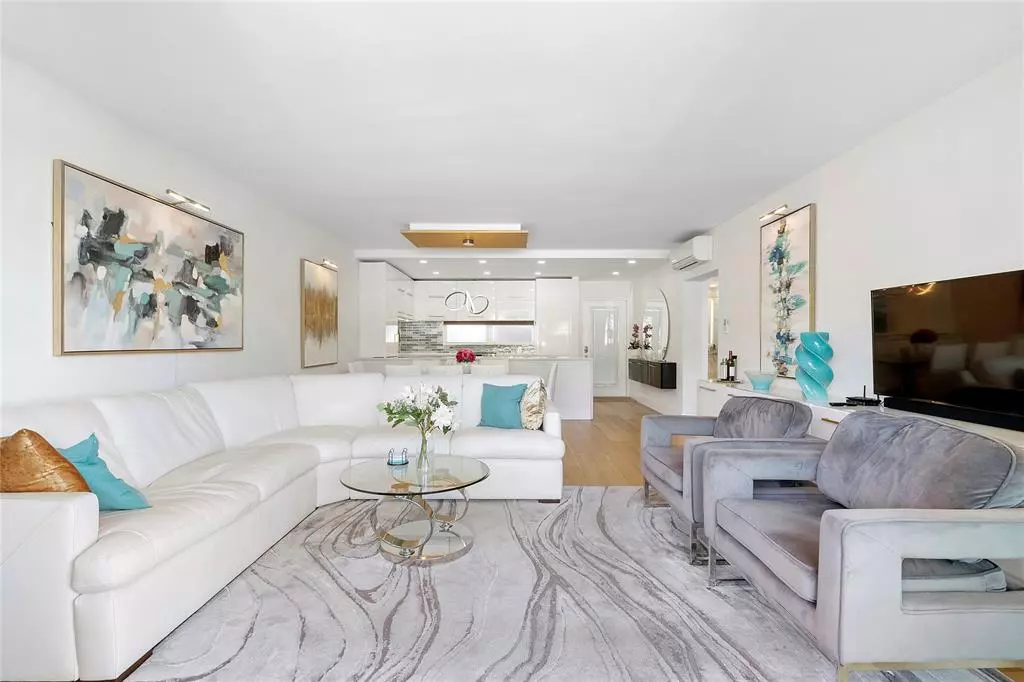 Fort Lauderdale, FL 33301,180 Isle Of Venice Dr #131