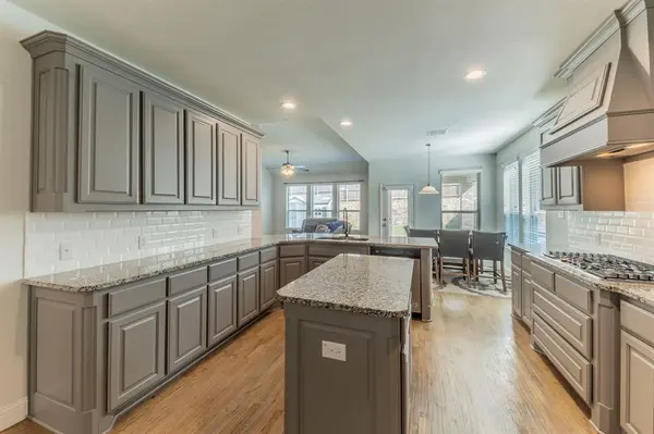 Fort Worth, TX 76179,5644 Salt Springs Drive