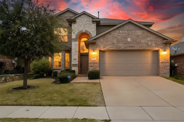 1817 Shoebill Drive, Little Elm, TX 75068