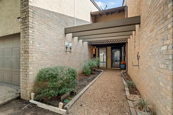 Irving, TX 75061,1816 Mojave Place