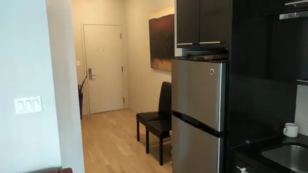 Toronto C01, ON M5H 4E6,126 Simcoe ST #1629