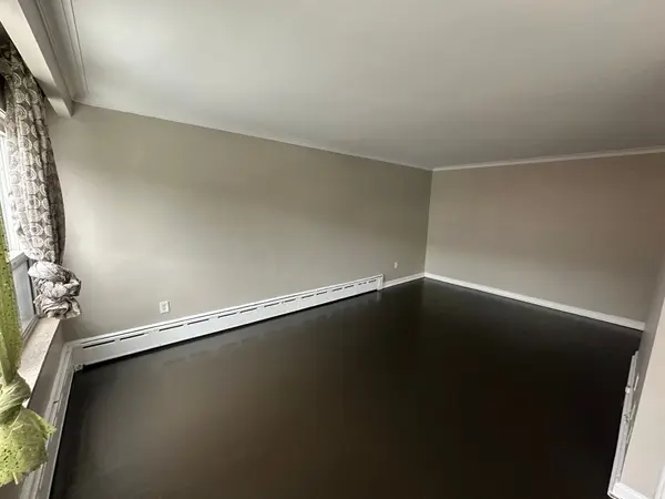 Toronto C04, ON M6A 1X6,32 Hotspur RD #9