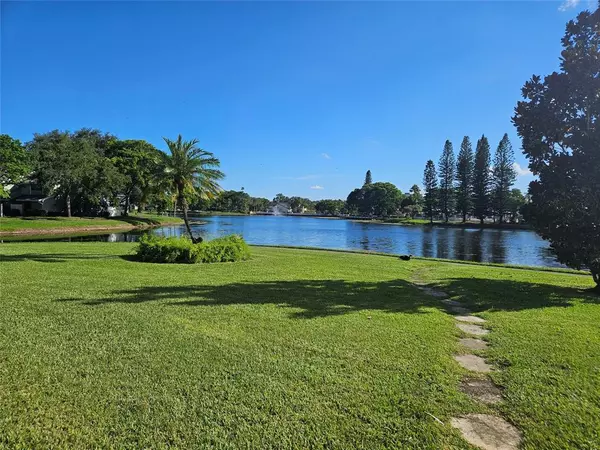 Coconut Creek, FL 33066,4250 NW 30th St #357