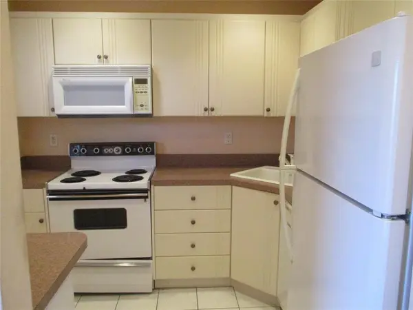 Tamarac, FL 33321,8390 Lagos De Campo Blvd #304