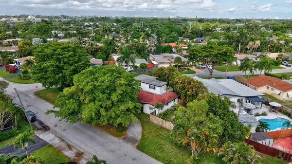 Fort Lauderdale, FL 33309,3565 Lloyd Dr