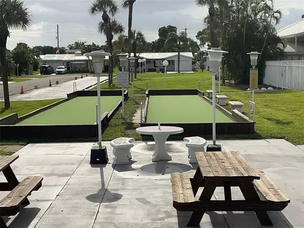 Pompano Beach, FL 33064,2701 E Golf Blvd #2009