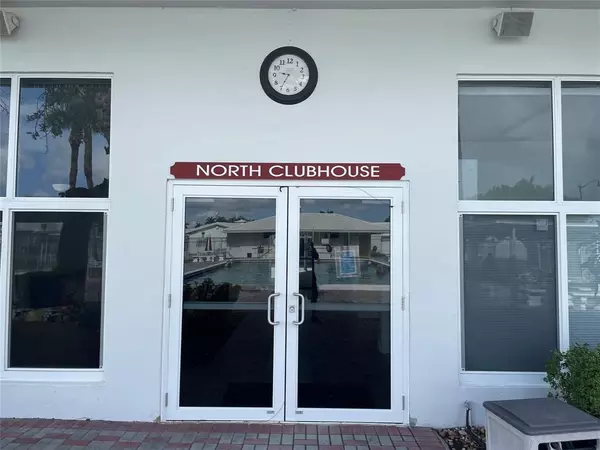 Pompano Beach, FL 33064,2701 E Golf Blvd #2009