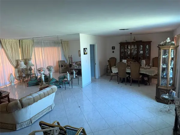 Miami, FL 33143,8230 SW 87th Ter